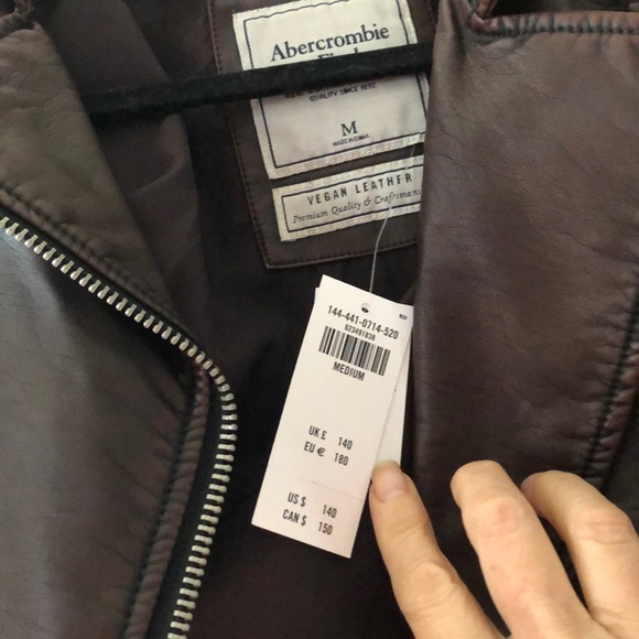 Abercrombie & Fitch Deep Burgundy Bomber Jacket -Size M - Picture 2 of 9